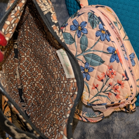 Vera Bradley Bundle - Picture 6 of 6